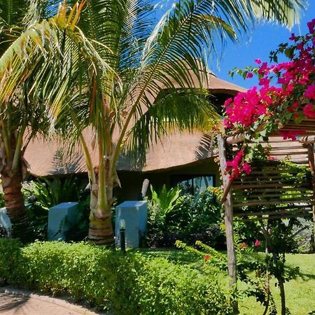 Barra Beach Club إنهامبان المظهر الخارجي الصورة